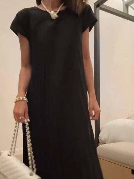 Pleated Fit Crewneck Flowy Maxi Dress with Pockets