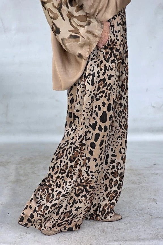 Leopard print silk top and wide-leg pants set