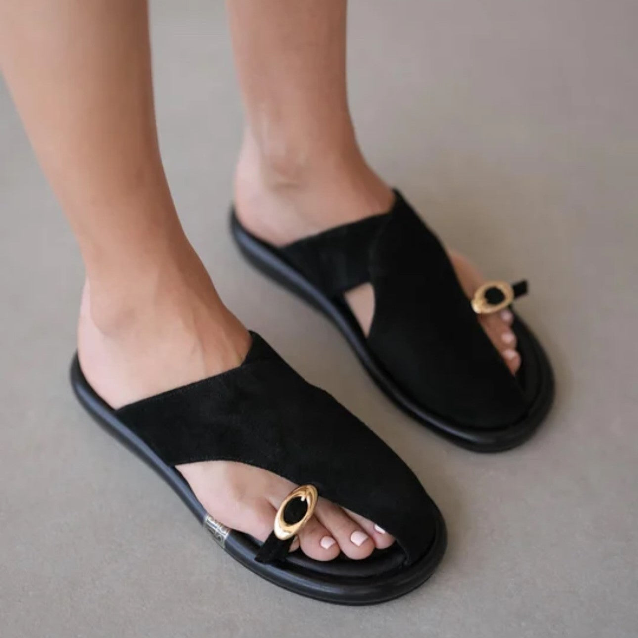 Women's toe buckle detail leather suede slippers