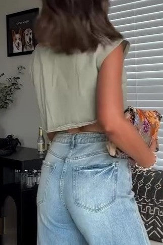Women‘s Cropped Button Down Denim Top