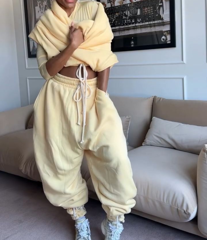 Irregular sweatshirt suit