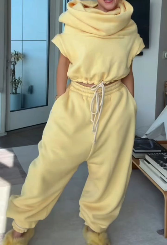 Irregular sweatshirt suit