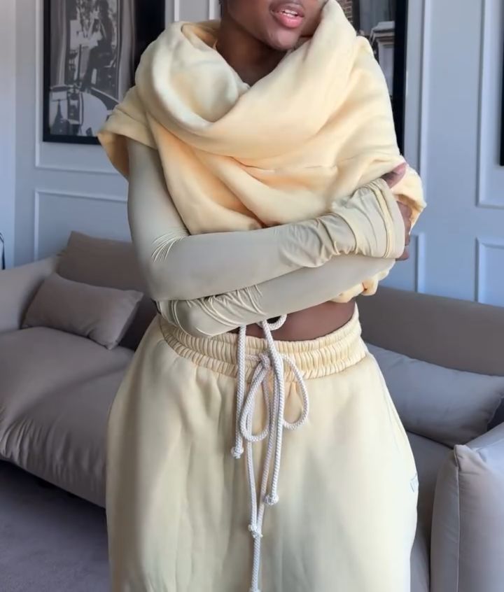 Irregular sweatshirt suit