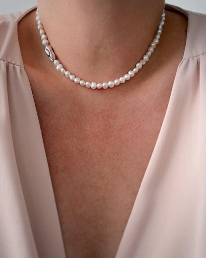 Shaped Pearl Nnecklace