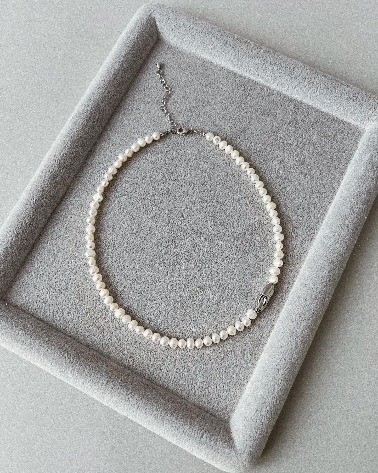 Shaped Pearl Nnecklace