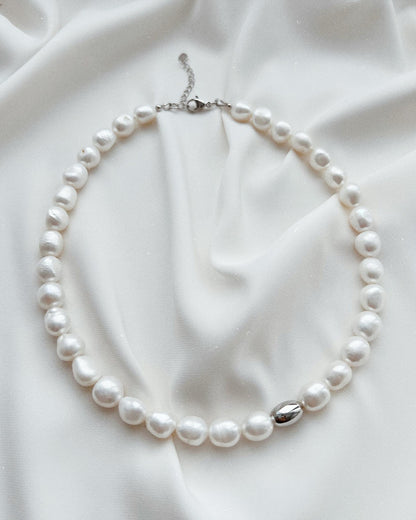 Shaped Pearl Nnecklace