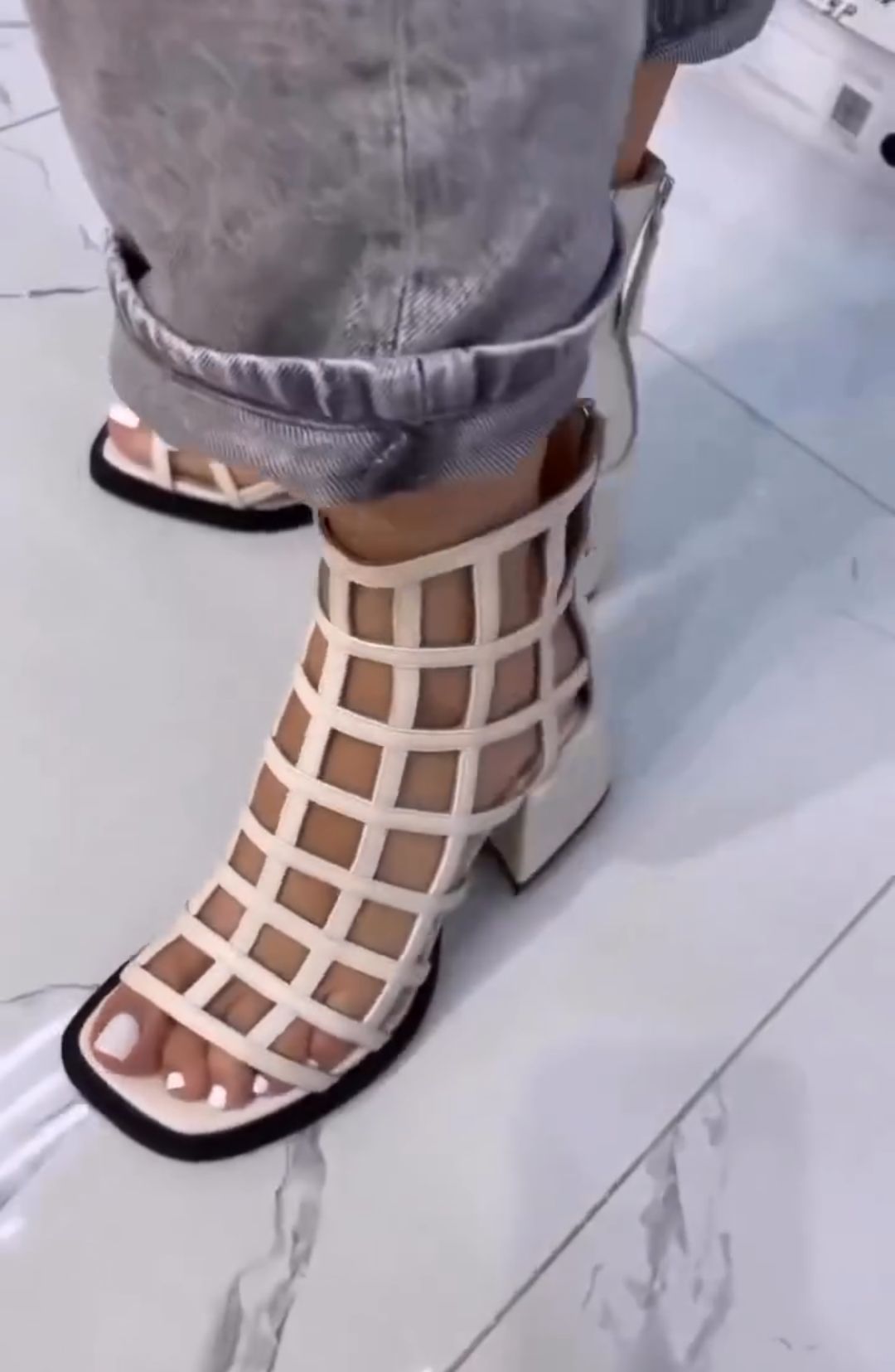 2024 New In Hollow Plaid Sandals